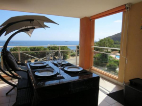 Bel app T2 en bord de Mer vue Sanquinaires piscine